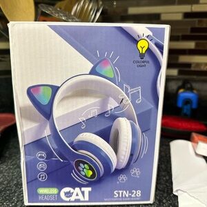 Source Unknown Blue and White Cat Ear Headphones with Lights